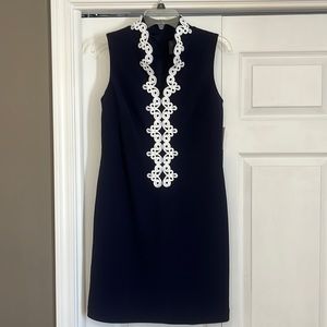 Gorgeous NWT Navy Vince Camuto dress